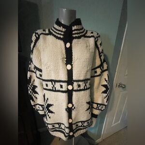 HANDMADE Black and Cream Heavy Wool Knit Cardigan